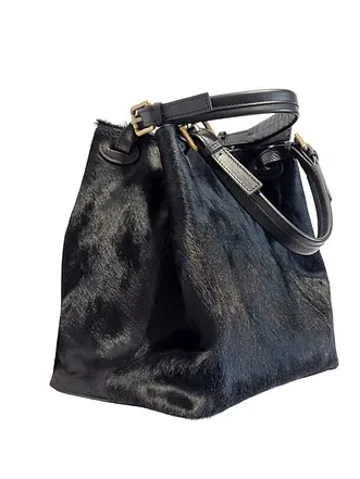 RobbelaLargeFurHandbag3